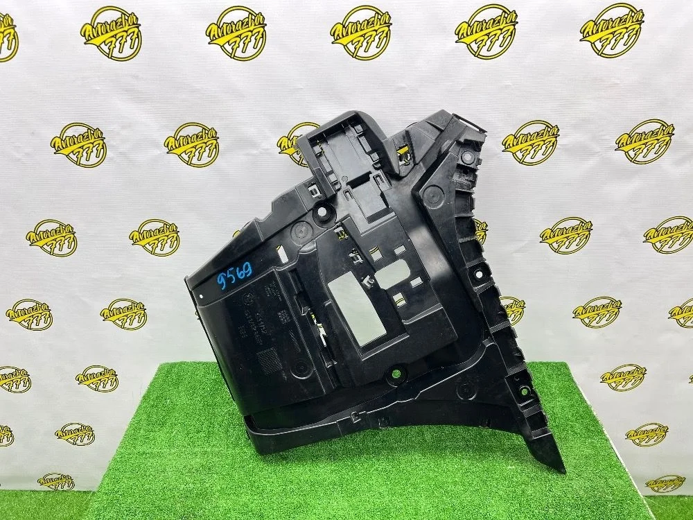 Кронштейн заднего бампера BMW 7 серия G11/G12 (2015—2019)