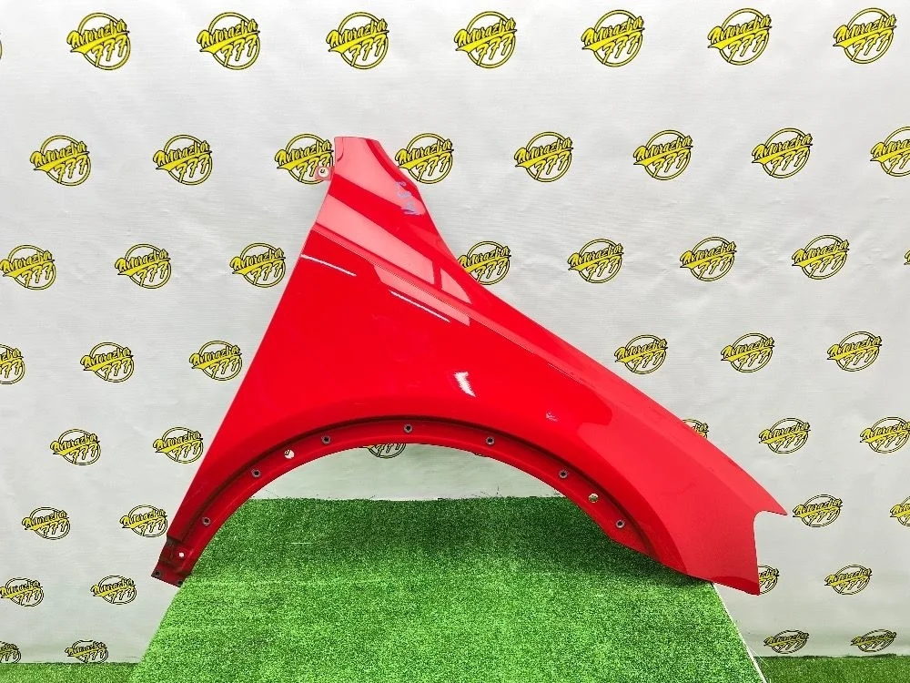 Крыло переднее правое Audi Q3 I (2011—2014)