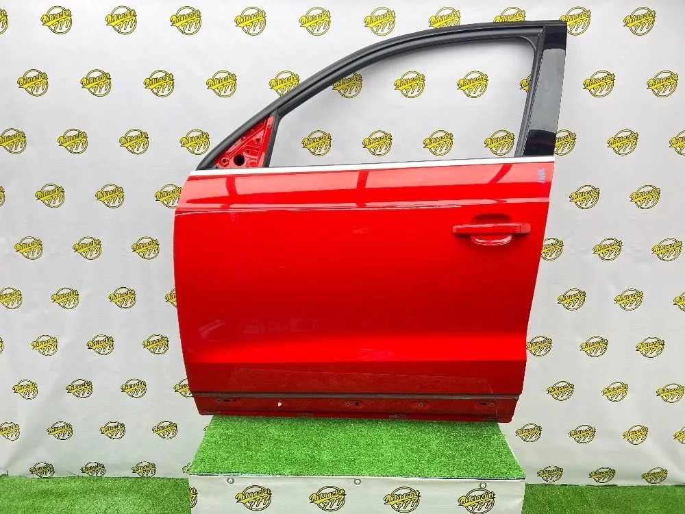 Дверь передняя левая Audi Q3 I (2011—2014)