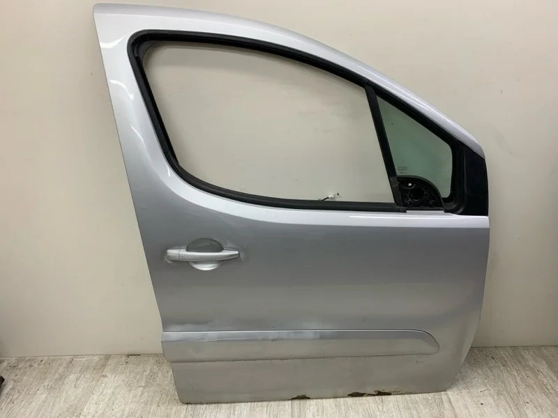 Дверь PEUGEOT PARTNER 2013 9004Z6 ФУРГОН DV6DTED, передняя правая