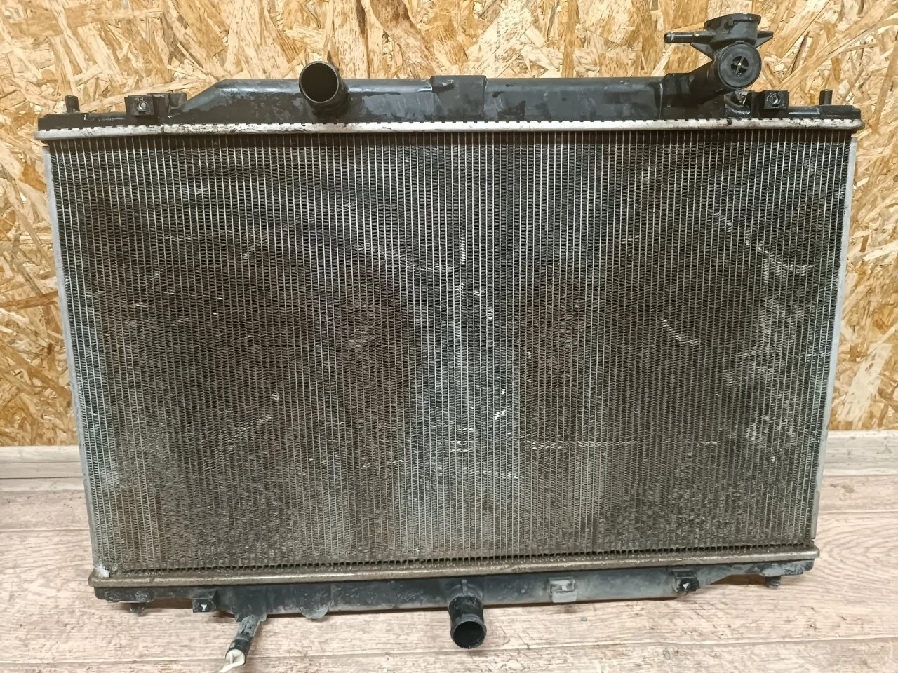 Радиатор охлаждения двигателя Mazda CX-5 2023 2230008710, передний