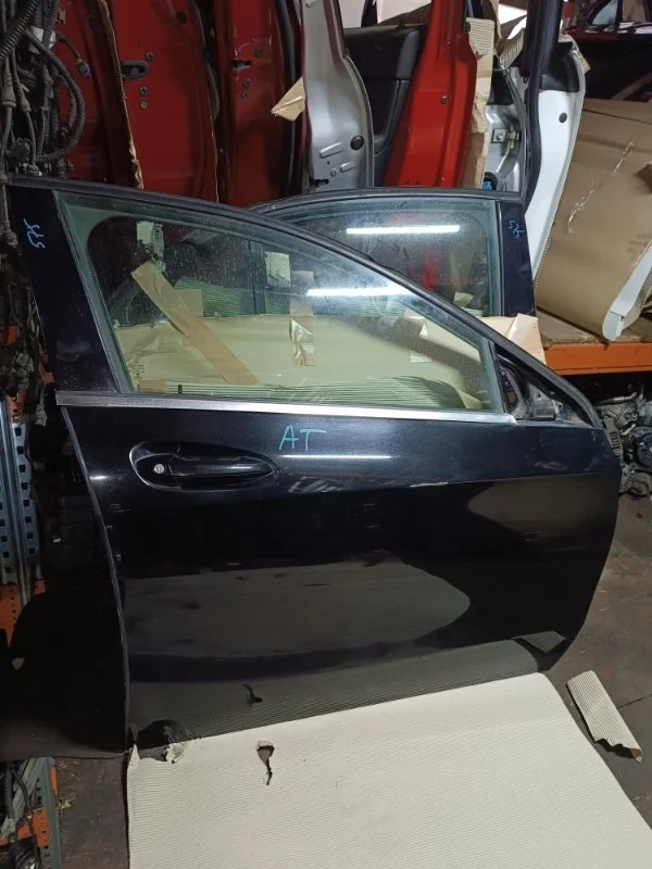 Дверь Mercedes-Benz A-Class 2015 w176