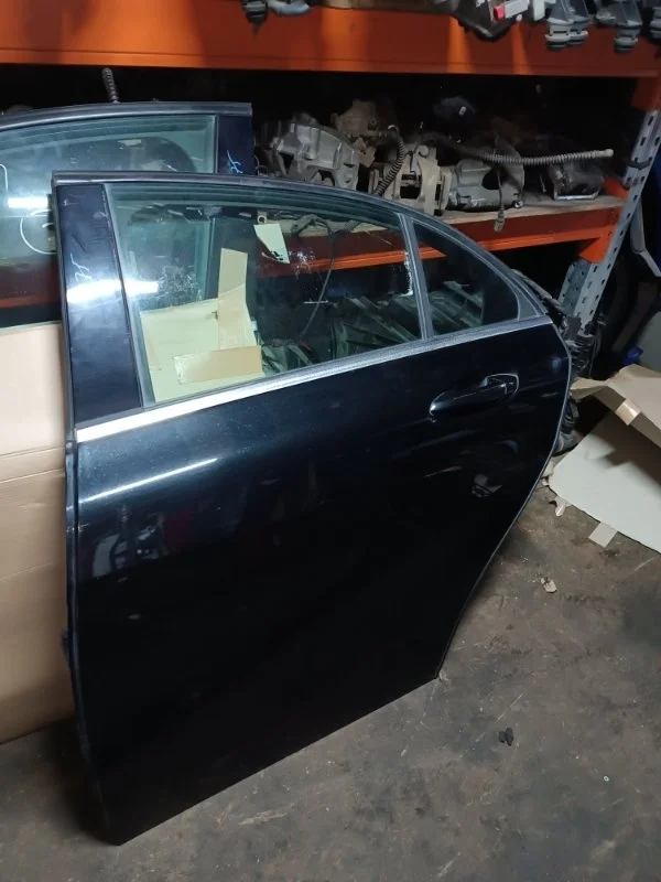 Дверь Mercedes-Benz A-Class 2015 w176