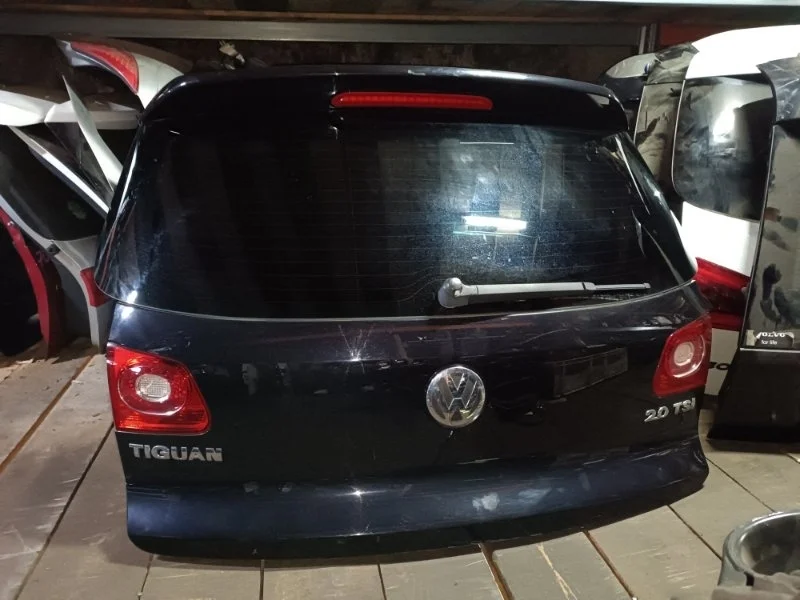 Крышка багажника Volkswagen Tiguan 2009 5N1
