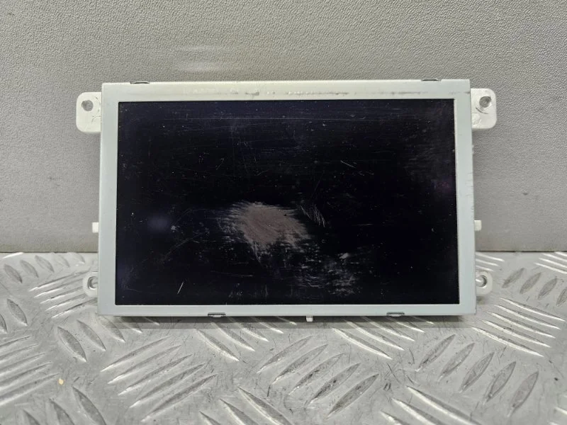 Дисплей Audi Q5 8R