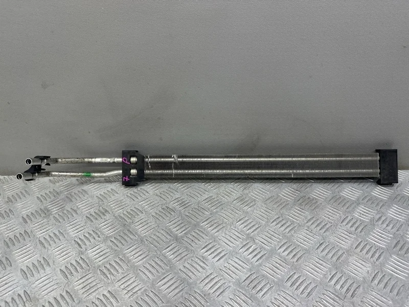 Радиатор гура Volkswagen Touareg 7P