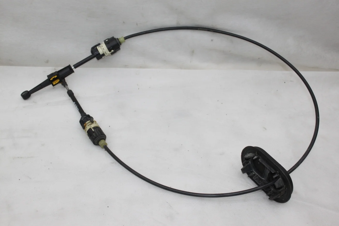 Трос АКПП 6Т30 / 6T40 Опель Астра J (Джей)