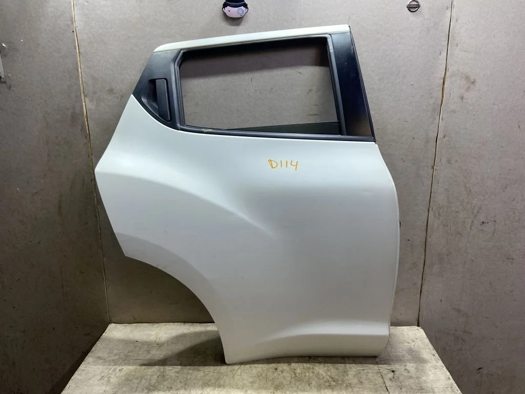 Дверь задняя правая в сборе Nissan Juke F15