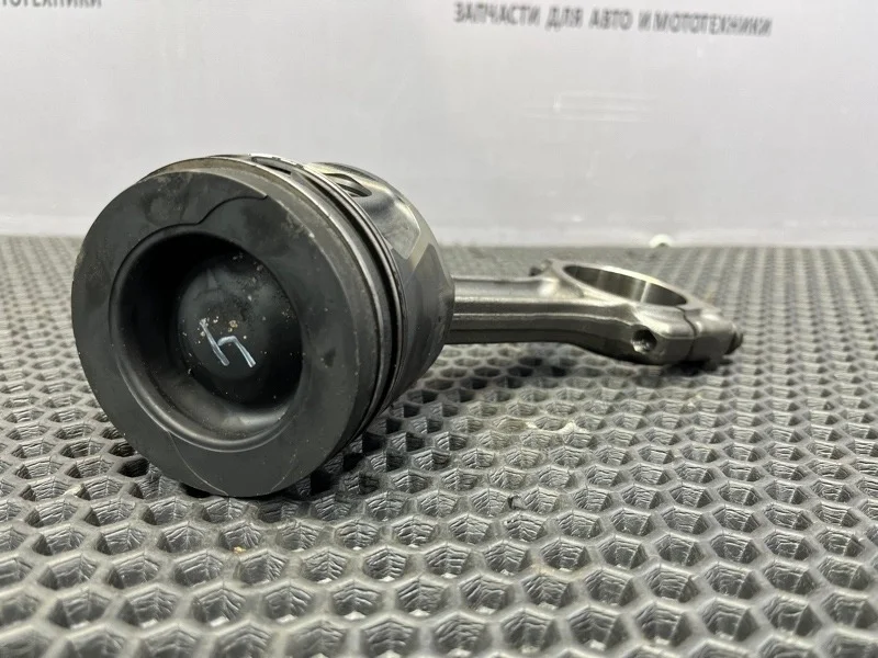 Поршень шатун Renault Megane 2014 7701475074 3 1.5 DCI (K9K)