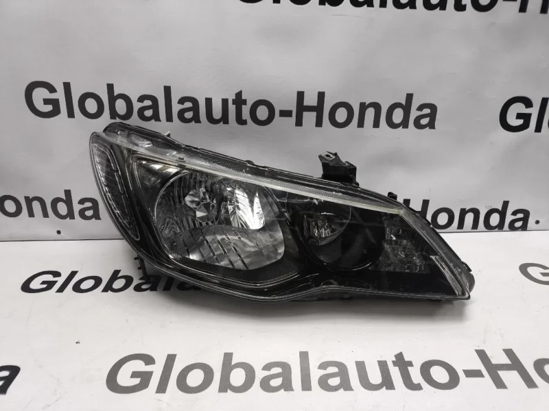 Фара передняя правая Honda Civic 4D FD R18A1