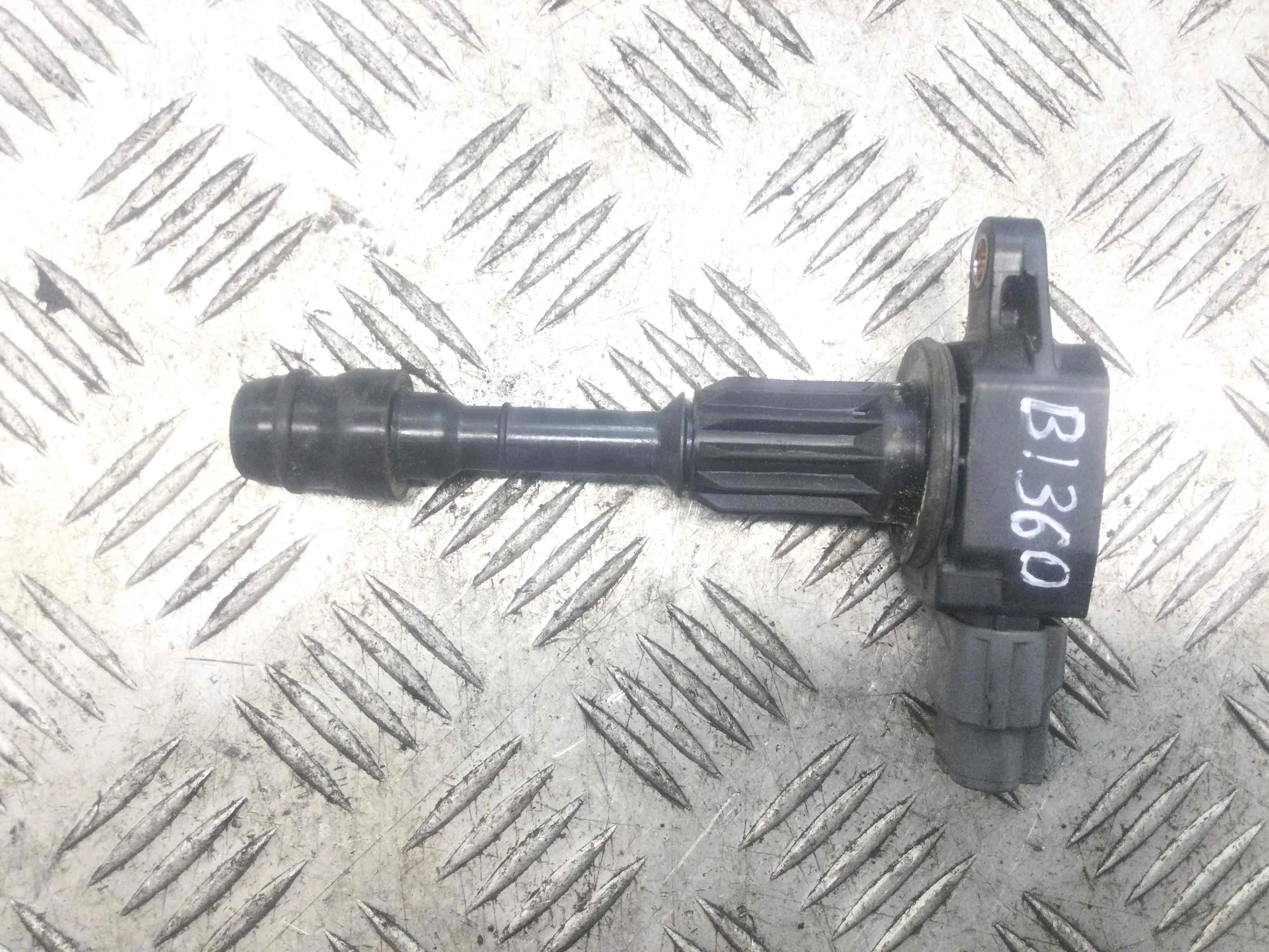 Катушка зажигания Nissan Micra K12 (2002-2010) бензин 1.2  Механика Х/б