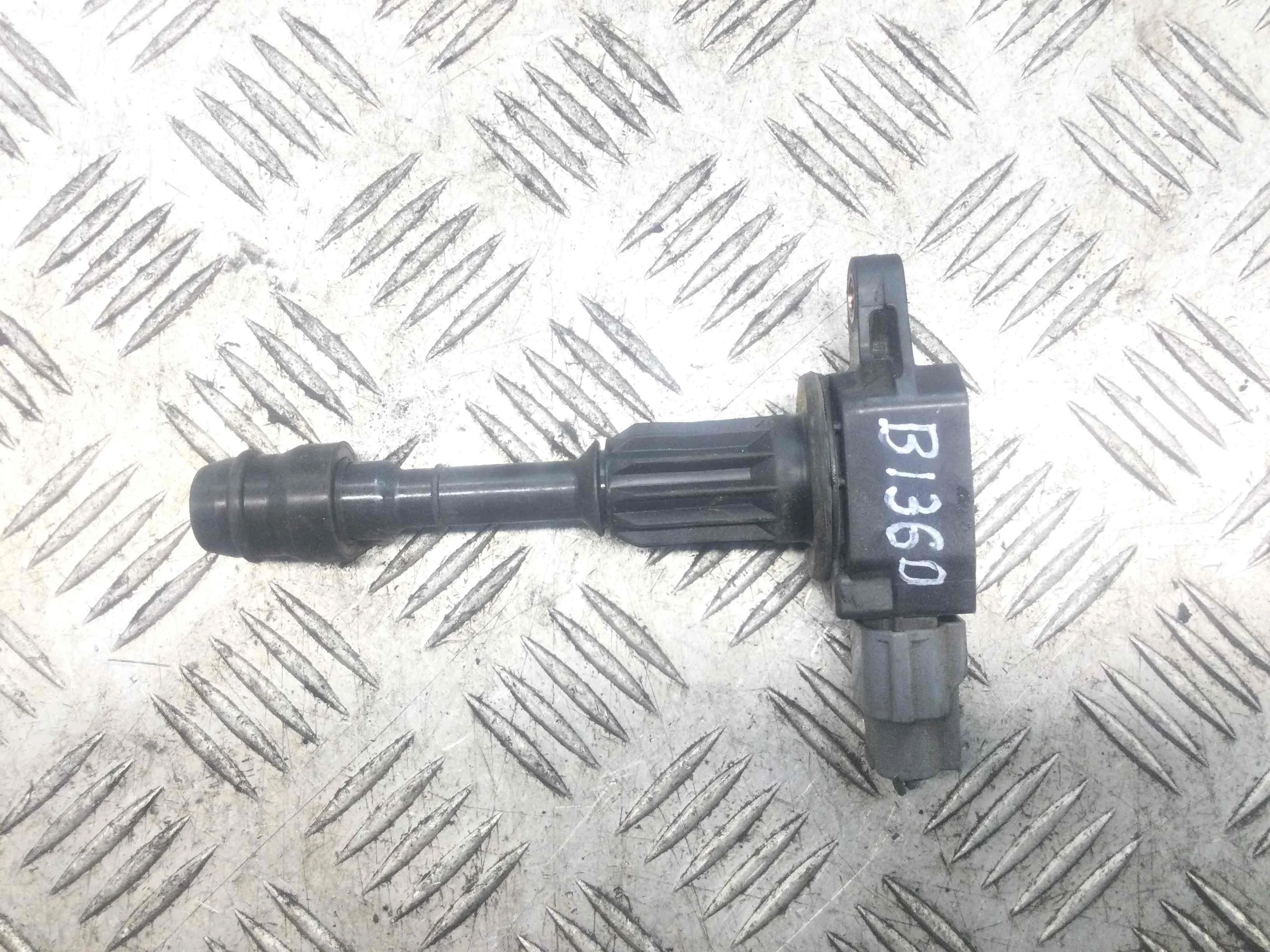 Катушка зажигания Nissan Micra K12 (2002-2010) бензин 1.2  Механика Х/б