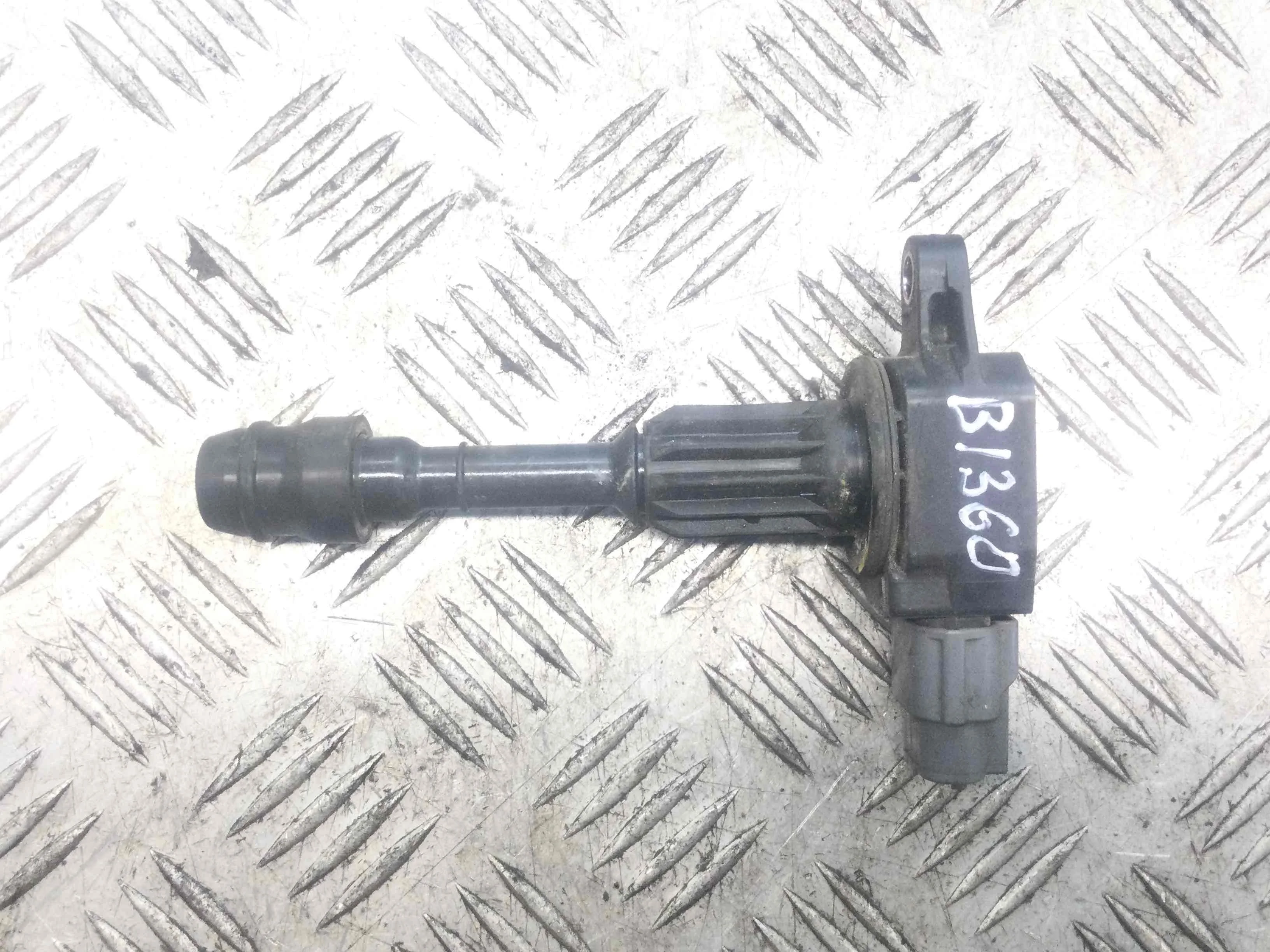 Катушка зажигания Nissan Micra K12 (2002-2010) бензин 1.2  Механика Х/б