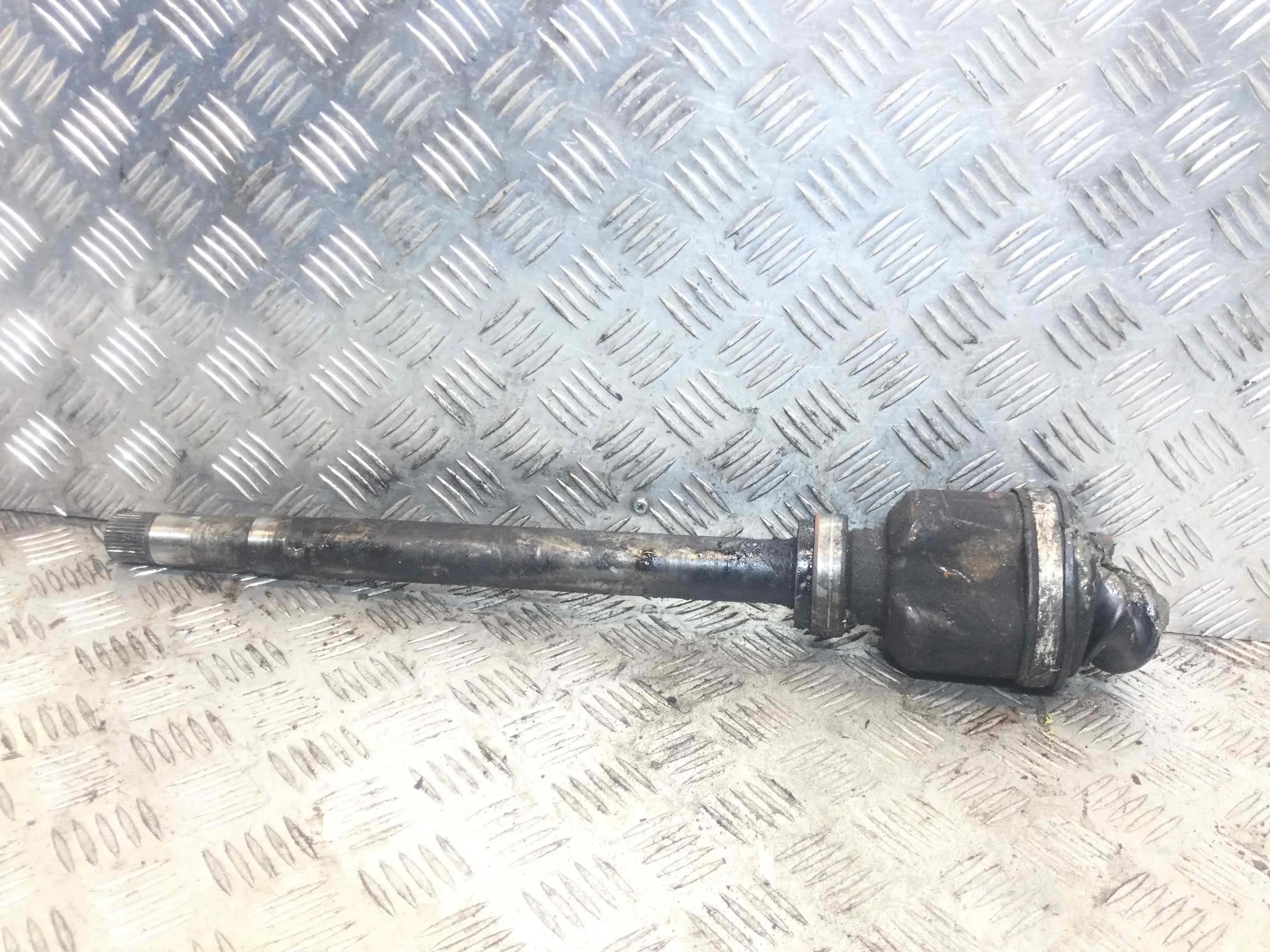 Полуось передняя правая (приводной вал, ШРУС) Peugeot Expert 2 поколение (2007-2012) дизель 2.0 HDi Механика Фургон