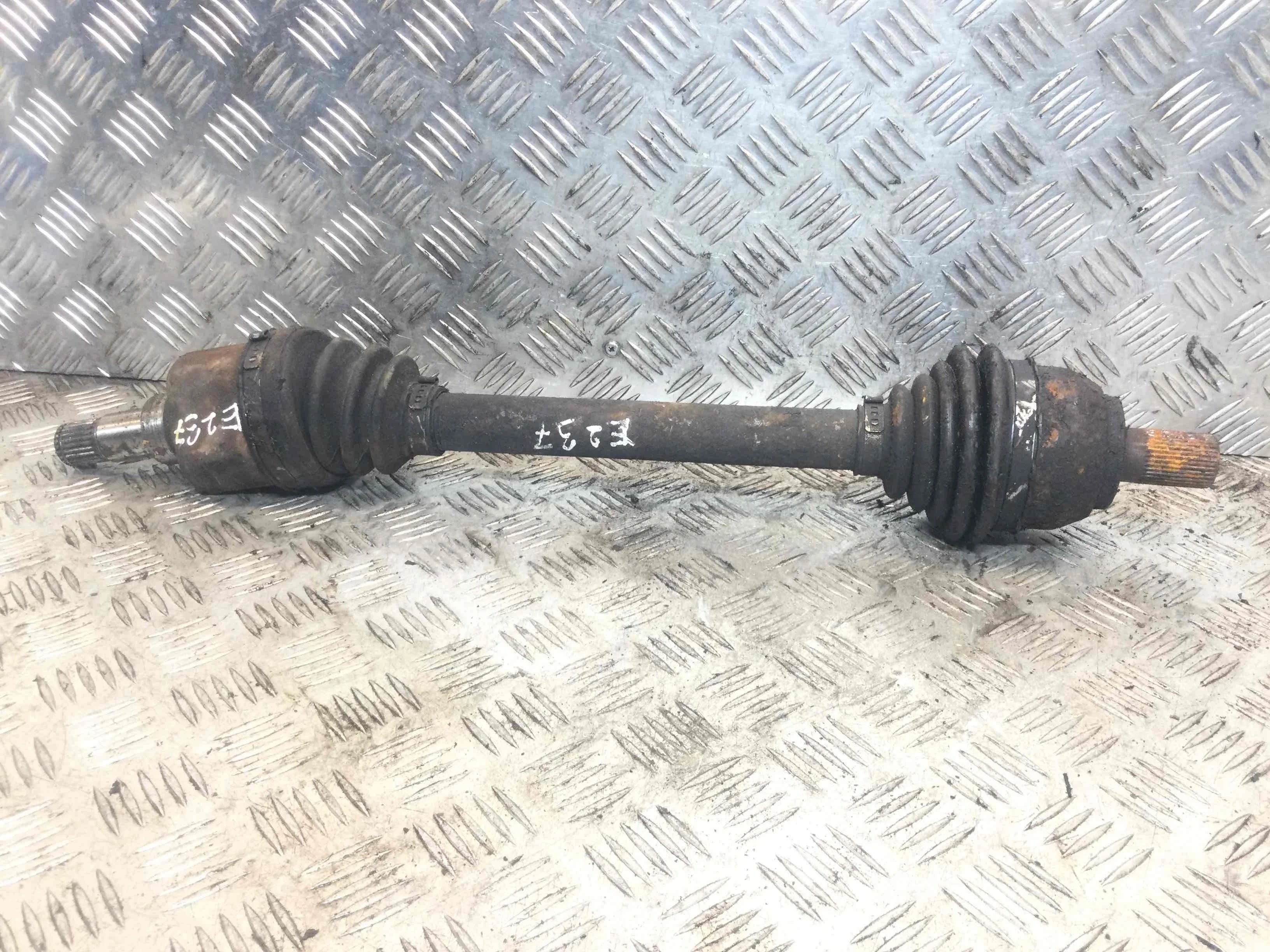 Полуось передняя левая (приводной вал, ШРУС) Ford Focus 2 поколение [рестайлинг] (2008-2011) бензин 1.6 i Механика 5-дв, х/б