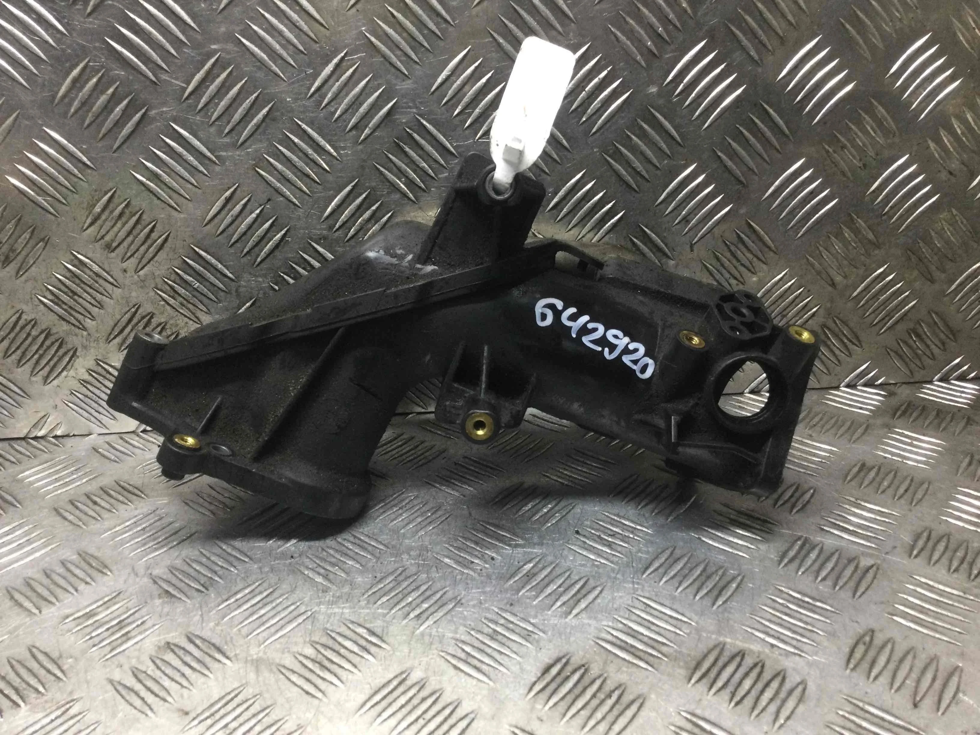 Патрубок впускного коллектора Mercedes CLS CLS (C219) 2004 - 2010 дизель 3.0 CDI Автомат