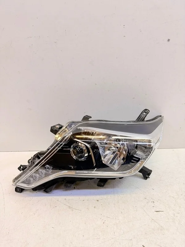 Фара Toyota Land Cruiser Prado 2014-2017 150