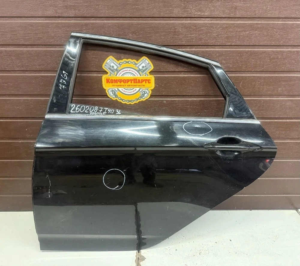 Дверь задняя левая Hyundai i40 I (2011—2015)