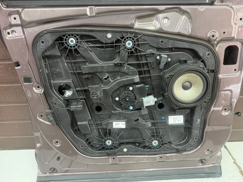 Стеклоподъемник двери электрический Hyundai Santa Fe III (2012—2016)