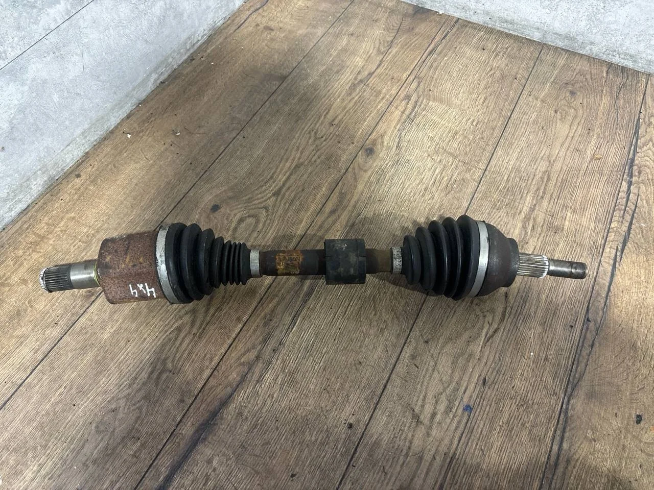 полуось передняя левая Ford Kuga CBV