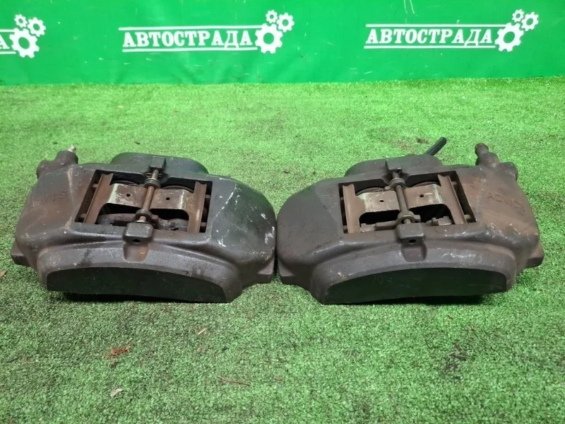 Суппорта Lexus IS GS 2005-2020 4775022460, передняя