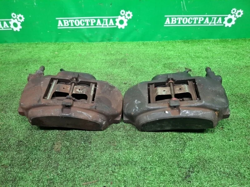 Суппорта Lexus IS GS 2005-2020 4775022460, передняя