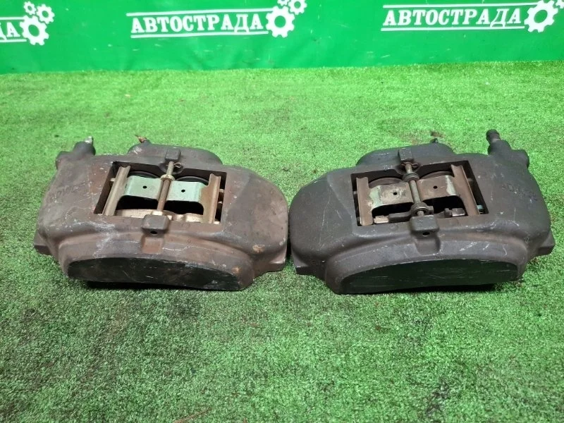 Суппорта Lexus IS GS 2005-2020 4775022460, передняя