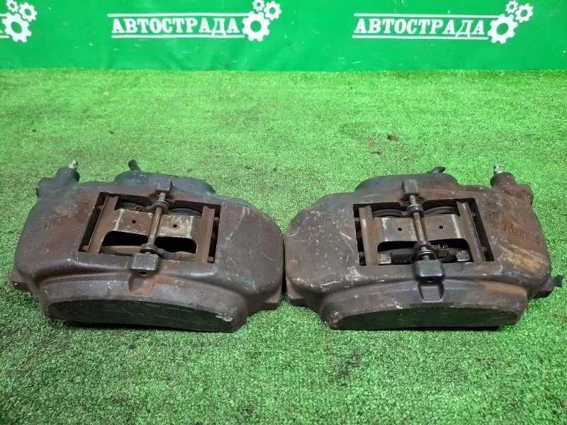 Суппорта Lexus IS GS 2005-2020 4775022460, передняя