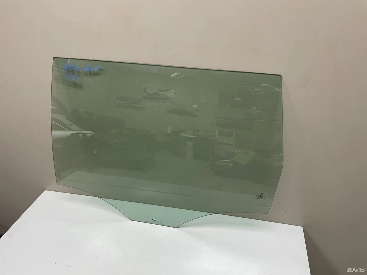 Стекло задней левой двери vw passat b6 variant