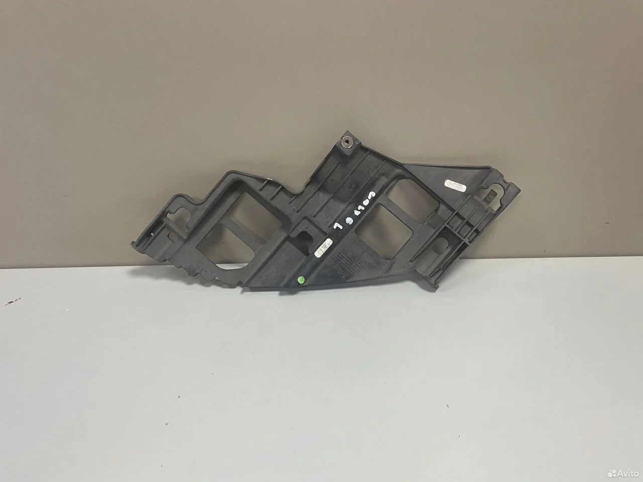 Площадка левой фары фольксваген гольф 6