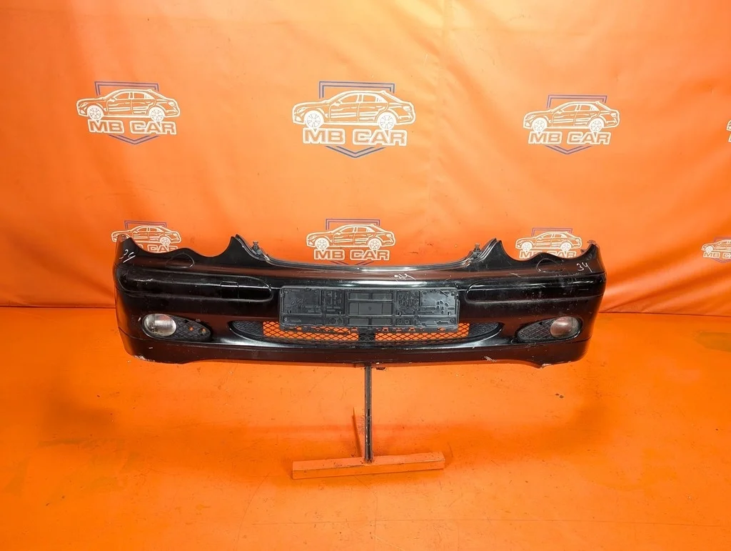 Бампер передний Mercedes-Benz