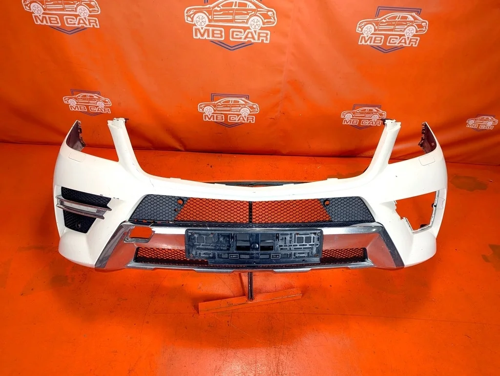 Бампер передний Mercedes-Benz