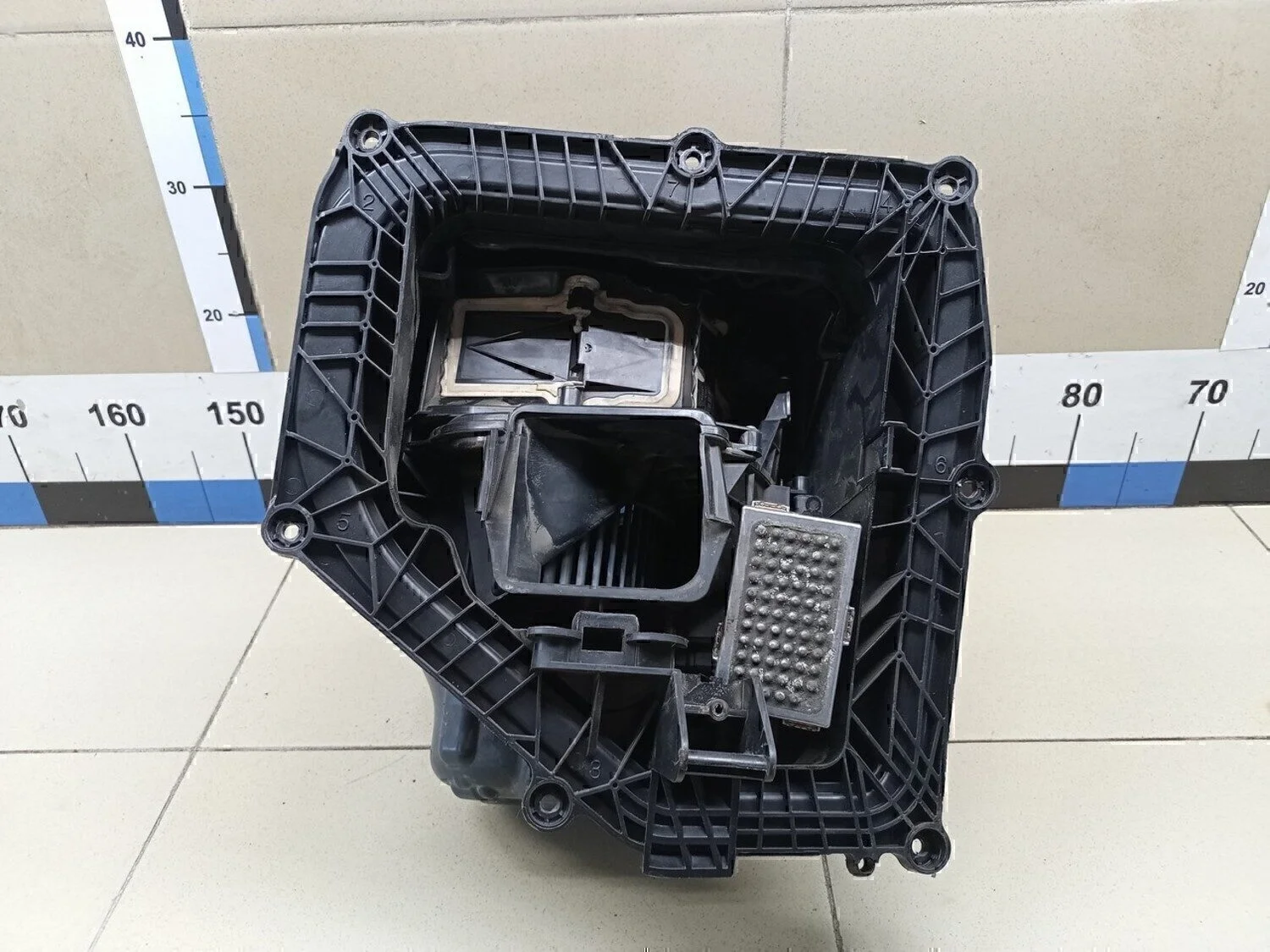 Корпус отопителя 5-серия F10/F11 2009>