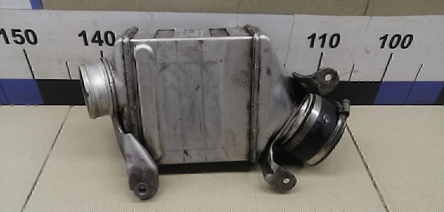 Интеркулер 5-серия F10/F11 2009>