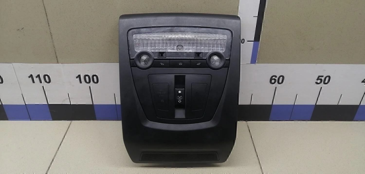 Плафон салонный  5-серия F10/F11 2009>