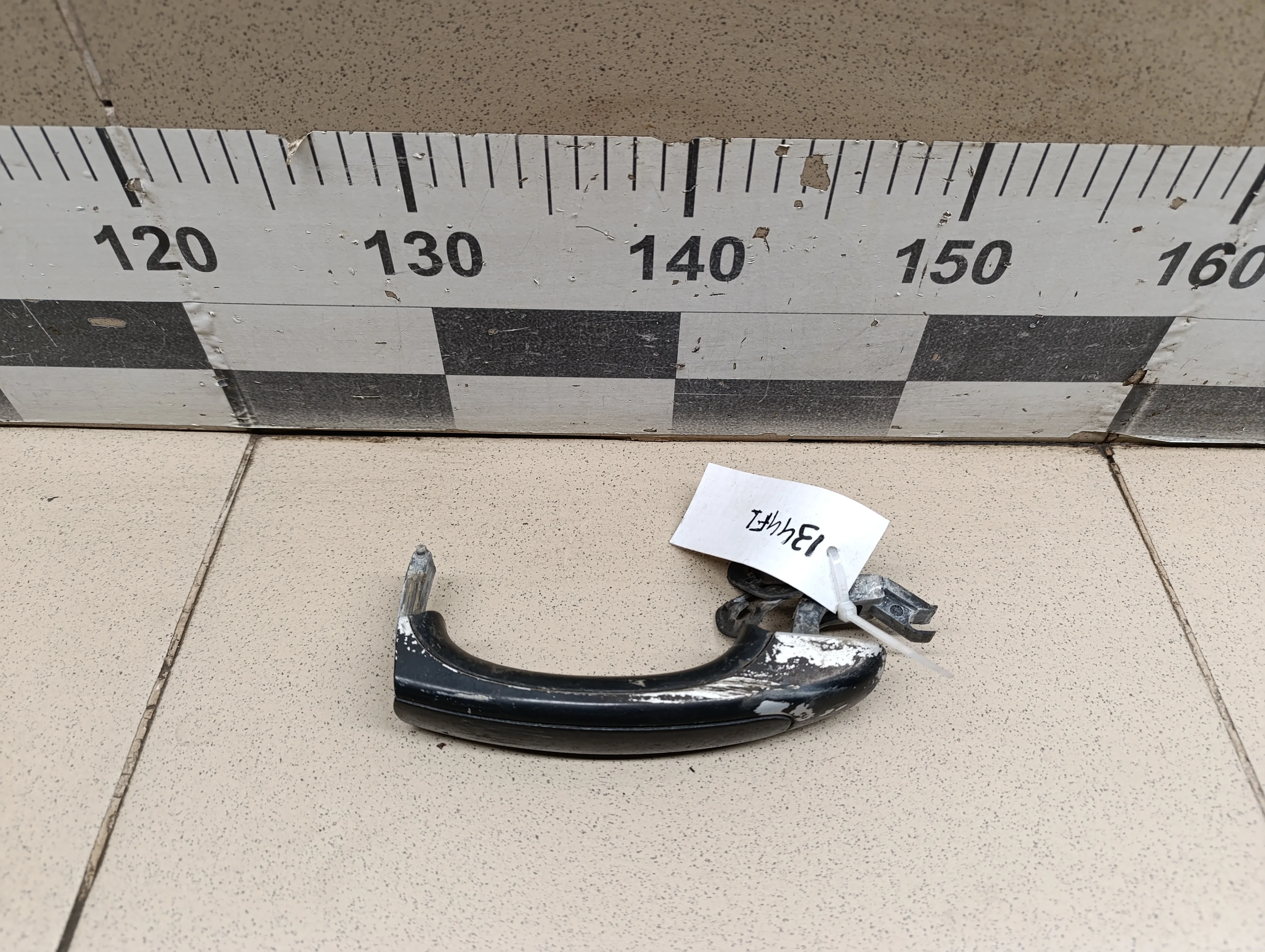 Ручка двери наружная левая Cayenne 2003-2010