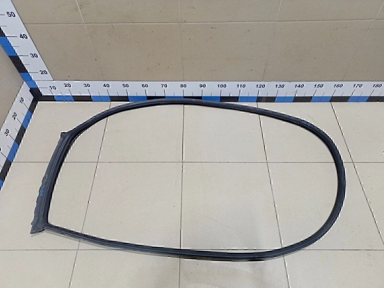 Уплотнитель двери 5-serie GT F07 2009-2016