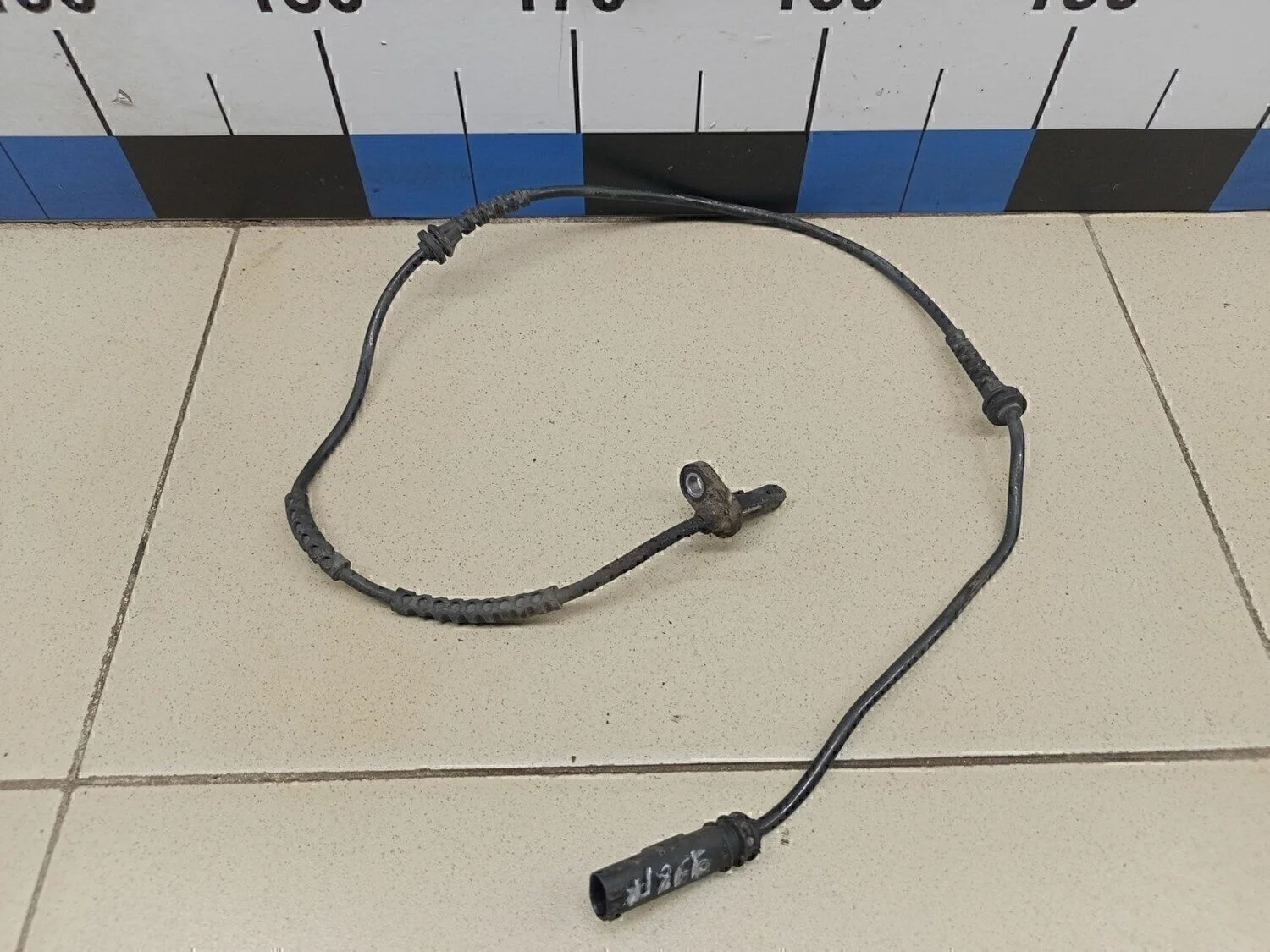 Датчик ABS передний 5-серия F10/F11 2009>