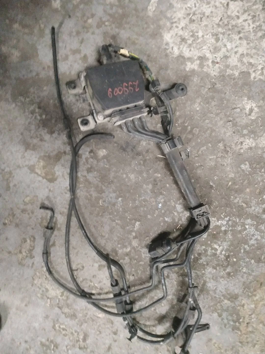 клапан управления турбиной (актуатор) Volkswagen Caddy 3  2007