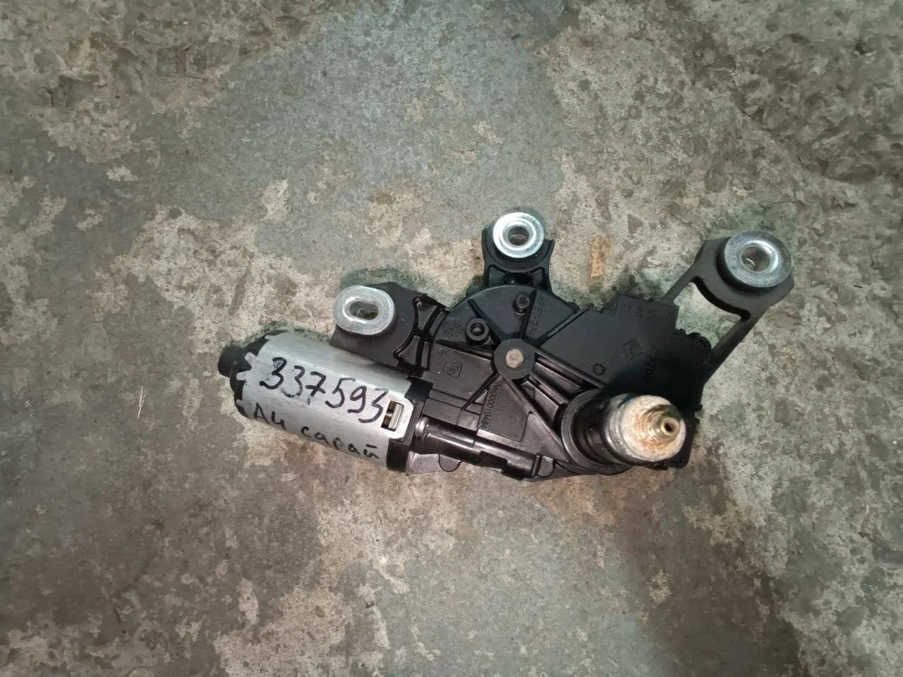 моторчик трапеции дворников (стеклоочистителя) Audi A4 Allroad B8  2009