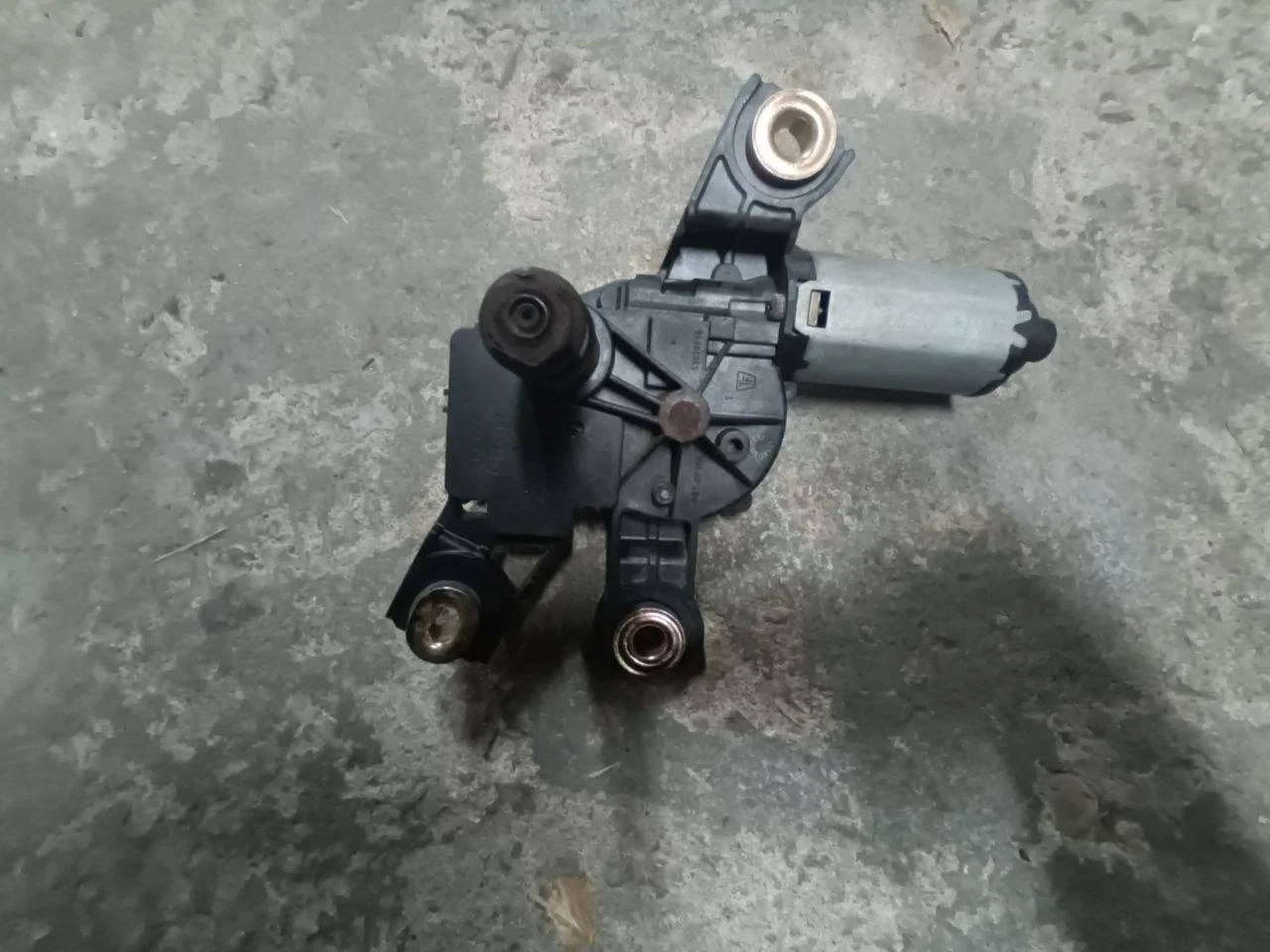 моторчик трапеции дворников (стеклоочистителя) Volkswagen Passat B6  2008