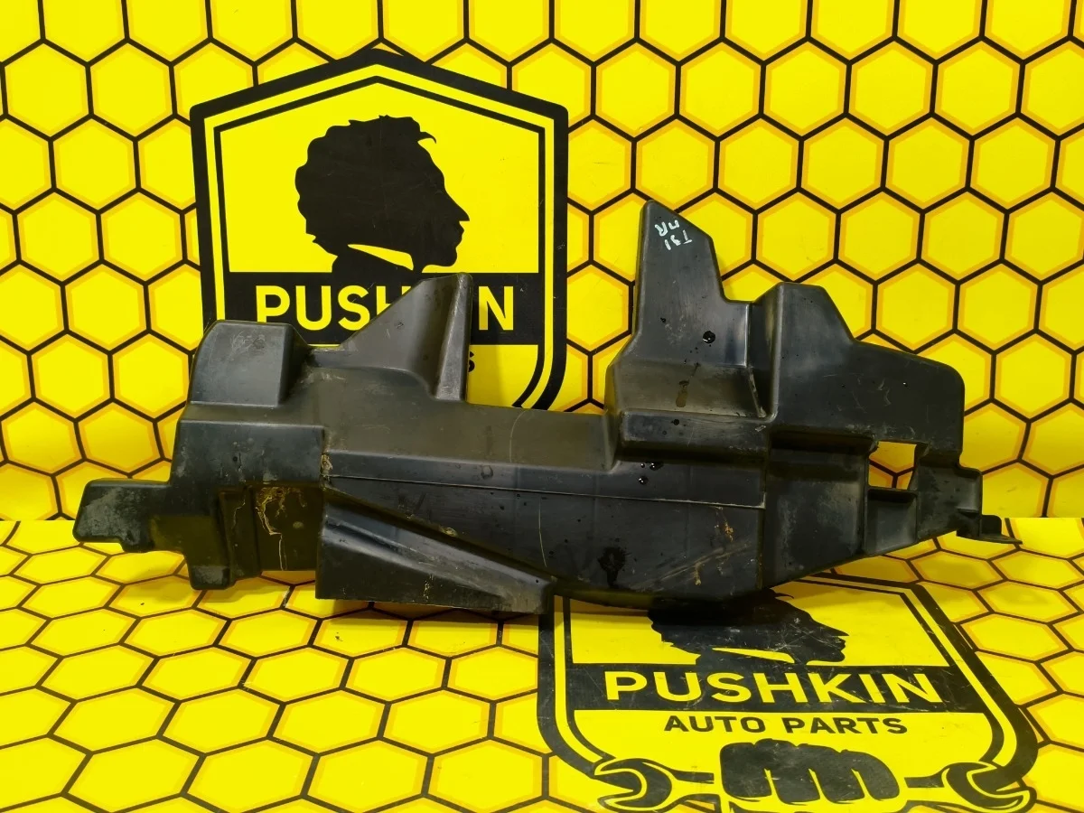 Дефлектор радиатора Nissan X-TRAIL 2007 62810JG30A T31 QR25DE, правый