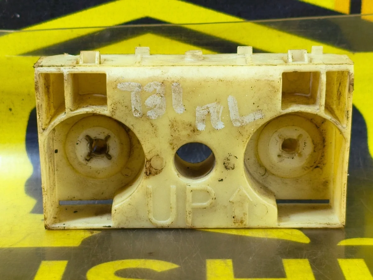 Кронштейн бампера Nissan X-TRAIL 2007 62222JG000 T31 QR25DE, передний левый