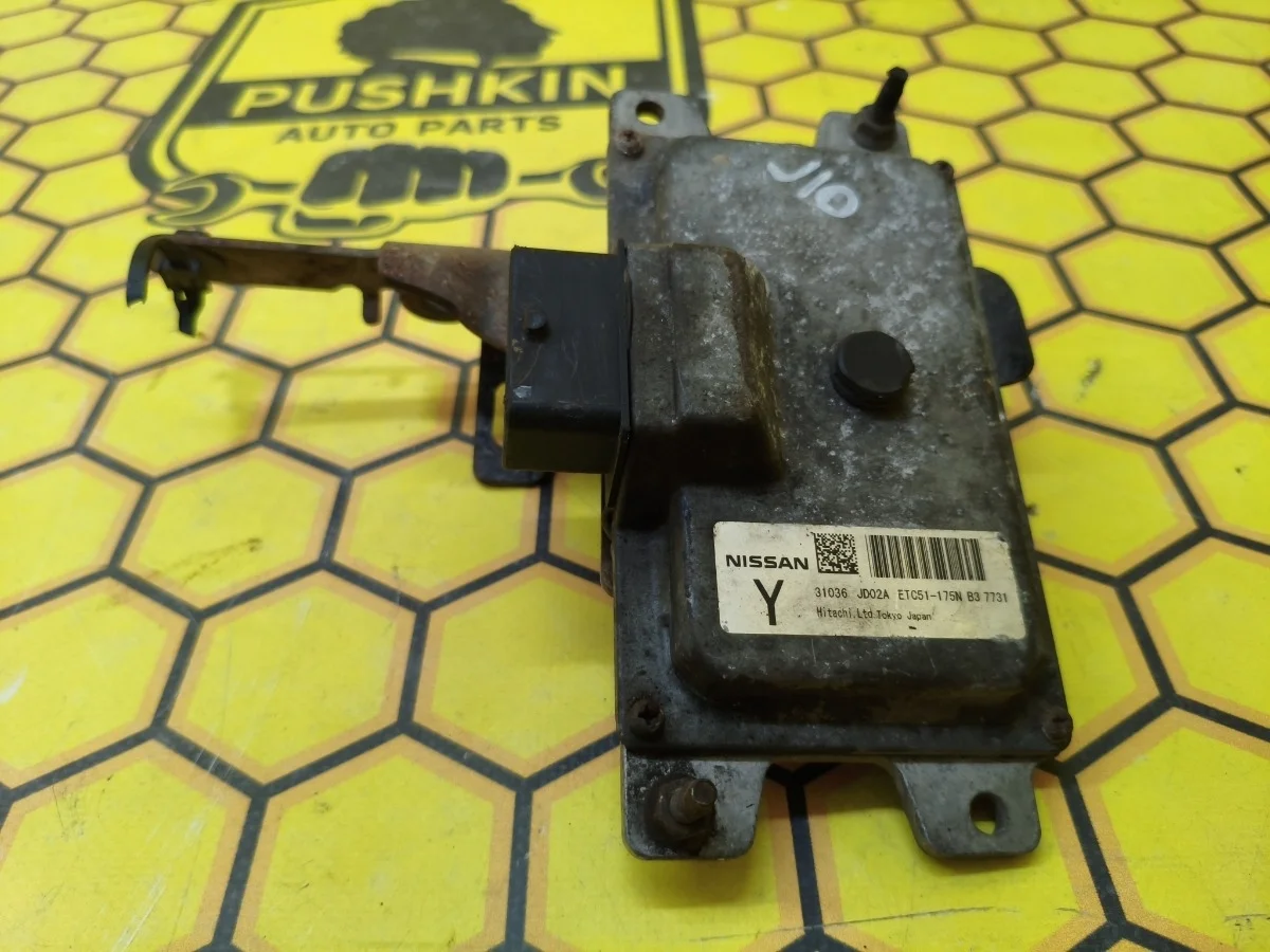 Блок управления АКПП Nissan Qashqai 2007 31036JD02A J10 MR20DE