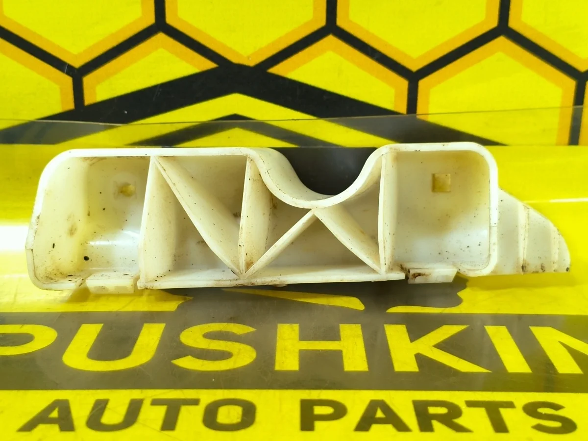 Кронштейн бампера Nissan Qashqai 2007 62223JD000 J10 MR20DE, передний левый