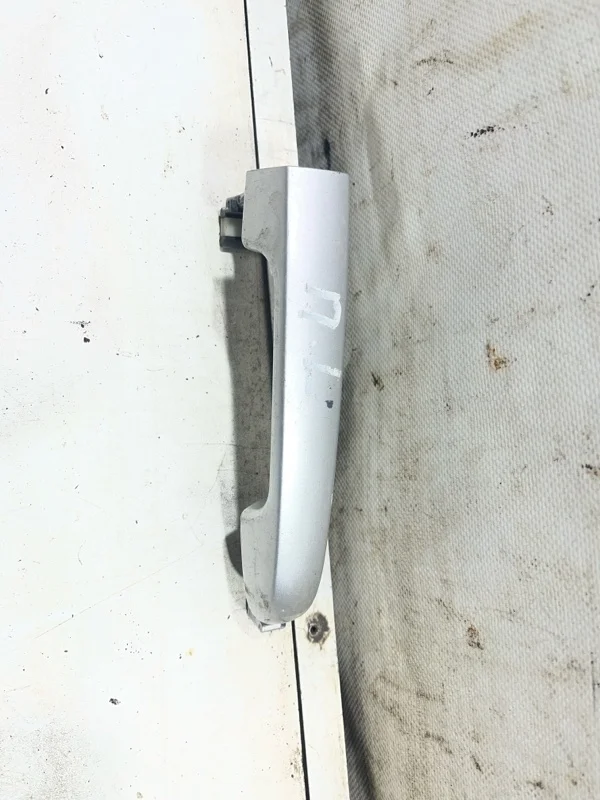 Ручка двери внешняя передняя левая KIA CEED 1