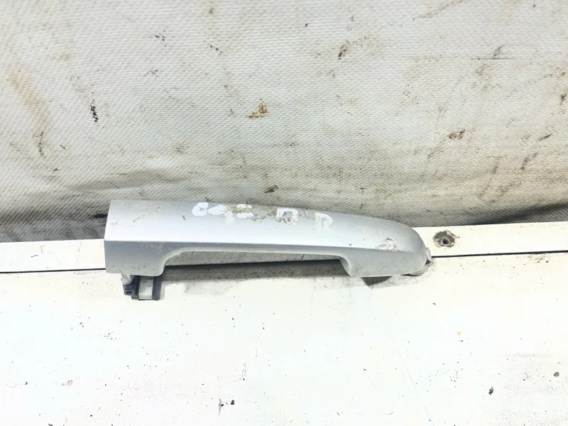 Ручка двери внешняя передняя правая KIA CEED 1