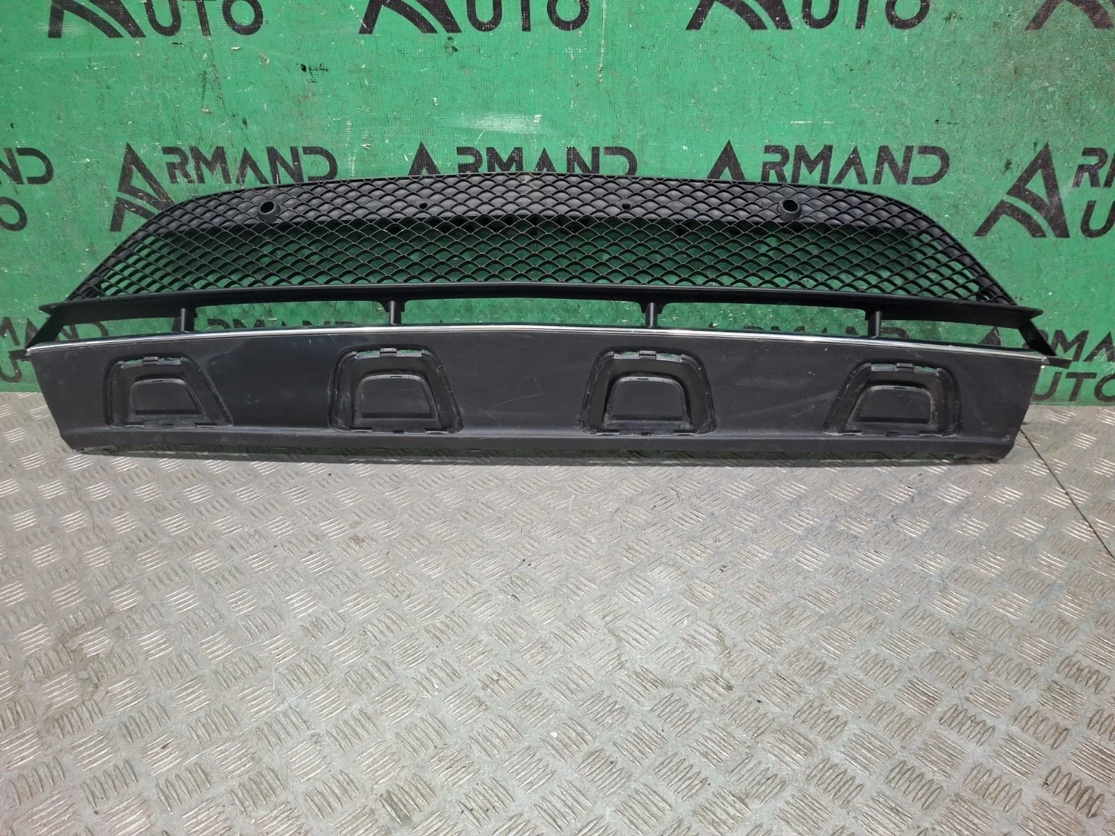 Решетка бампера Mercedes GLC-Class 2015-2019 X253