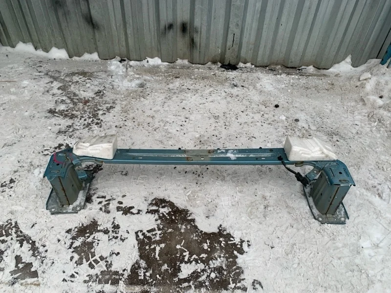 Усилитель бампера Mitsubishi ASX 2010-2016 6400D185, передний