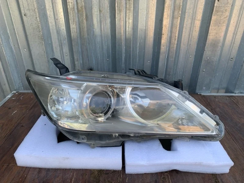 Фара ксенон Toyota Camry 2012-2014 8114533B00 50, правая